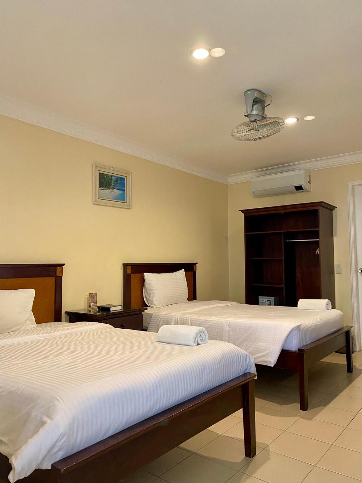 Panglao Regents Park Resort Exterior foto