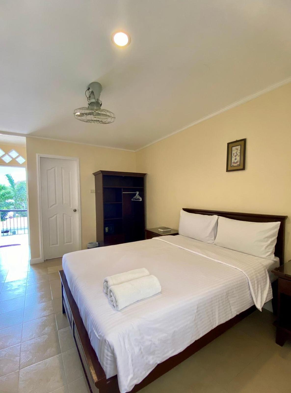 Panglao Regents Park Resort Exterior foto