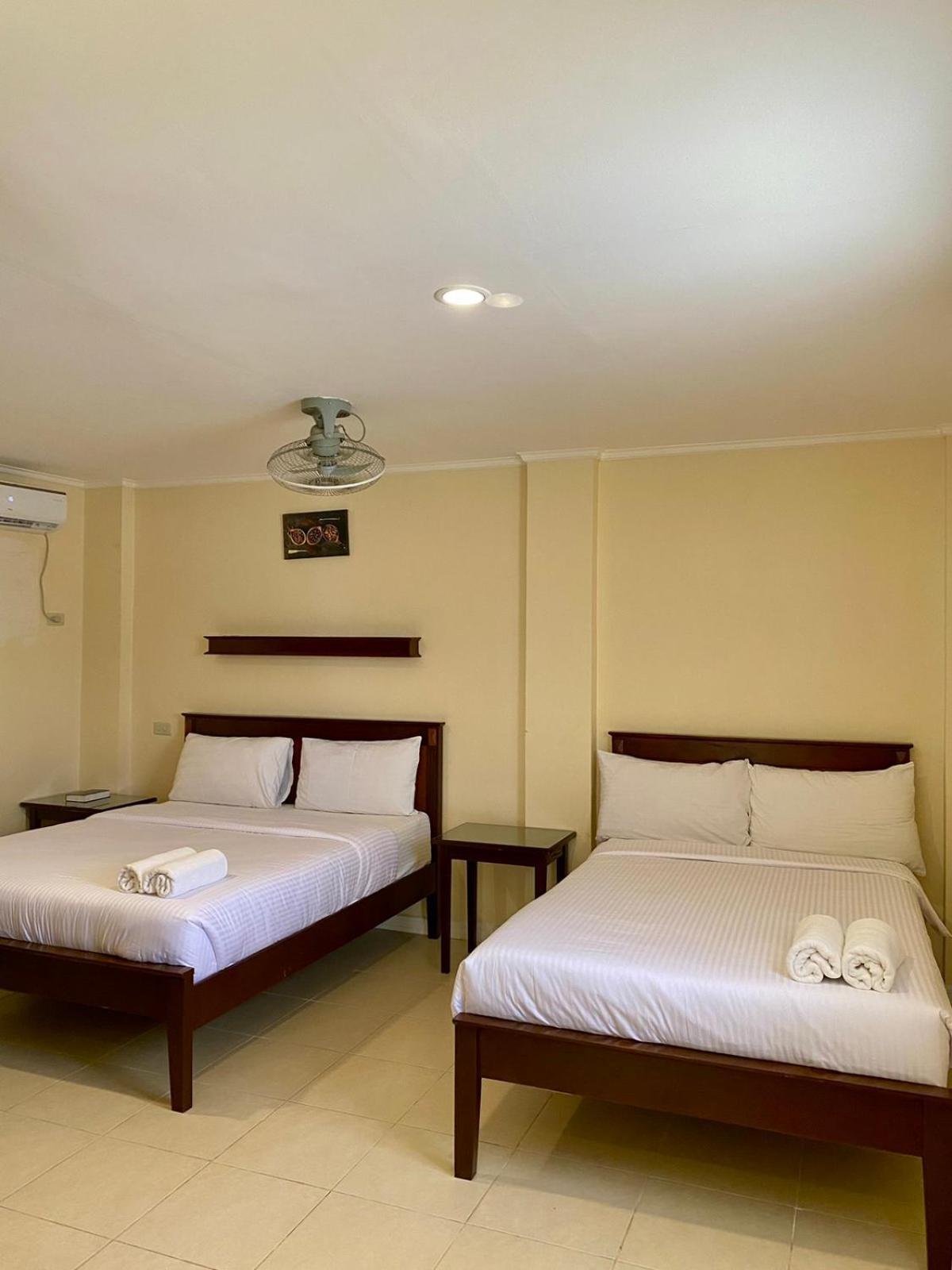 Panglao Regents Park Resort Exterior foto