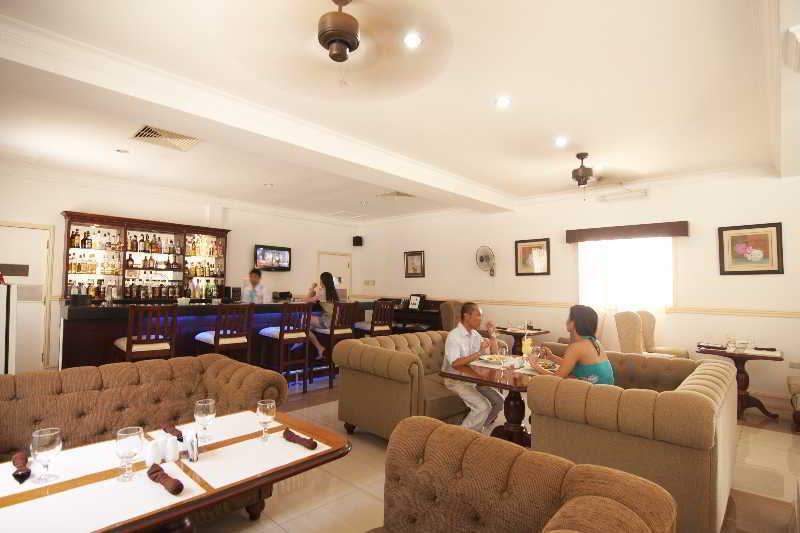 Panglao Regents Park Resort Exterior foto